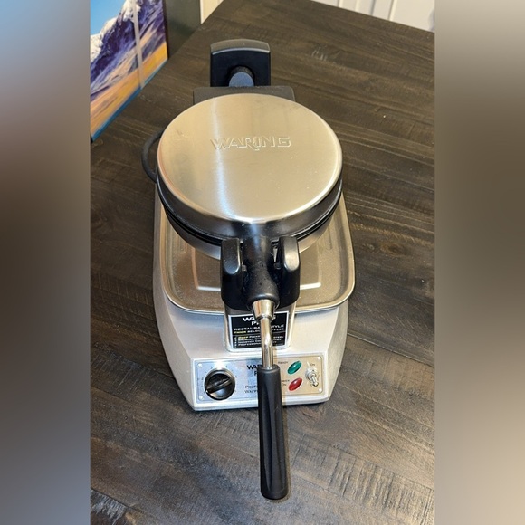 Waring Professional Restaurant WMK300 Belgian Waffle Maker, Brushed Stainless - Picture 1 of 9